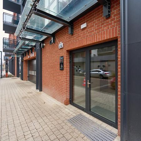 Browary Wroclawskie Apartments With Free Garage By Noclegi Renters Экстерьер фото