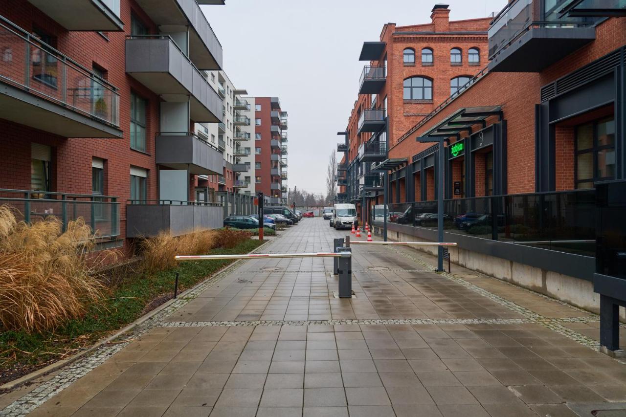 Browary Wroclawskie Apartments With Free Garage By Noclegi Renters Экстерьер фото