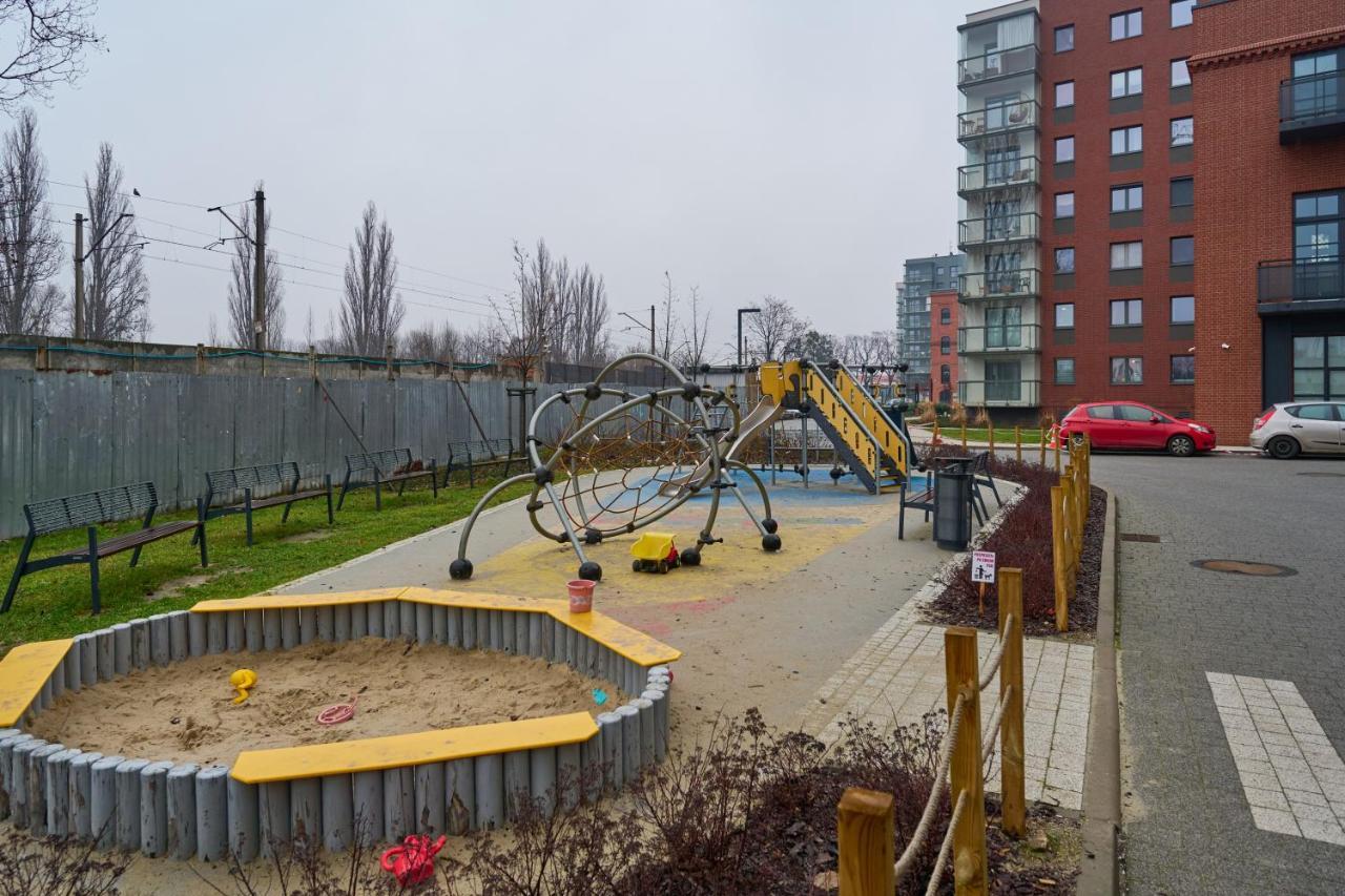 Browary Wroclawskie Apartments With Free Garage By Noclegi Renters Экстерьер фото